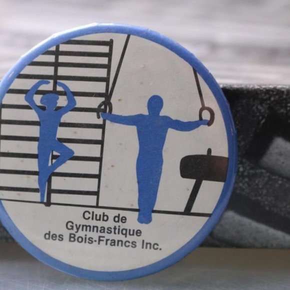 Other Vintage Macaron Pinback Qubec Club De Gymnastique Gym Gymnastic